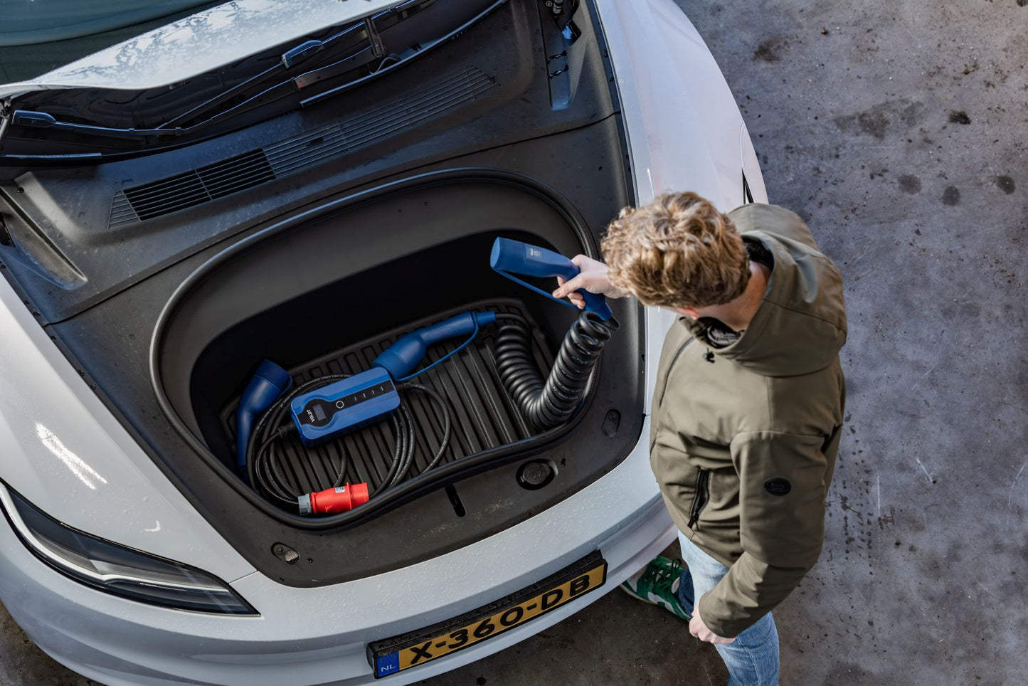 Voldt® Portable EV charger commando plug | 3 phase | 8A - 16A | 11kW