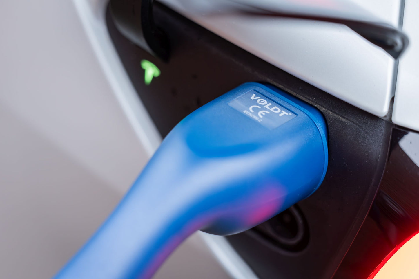 Voldt® Portable EV charger commando plug | 3 phase | 8A - 16A | 11kW
